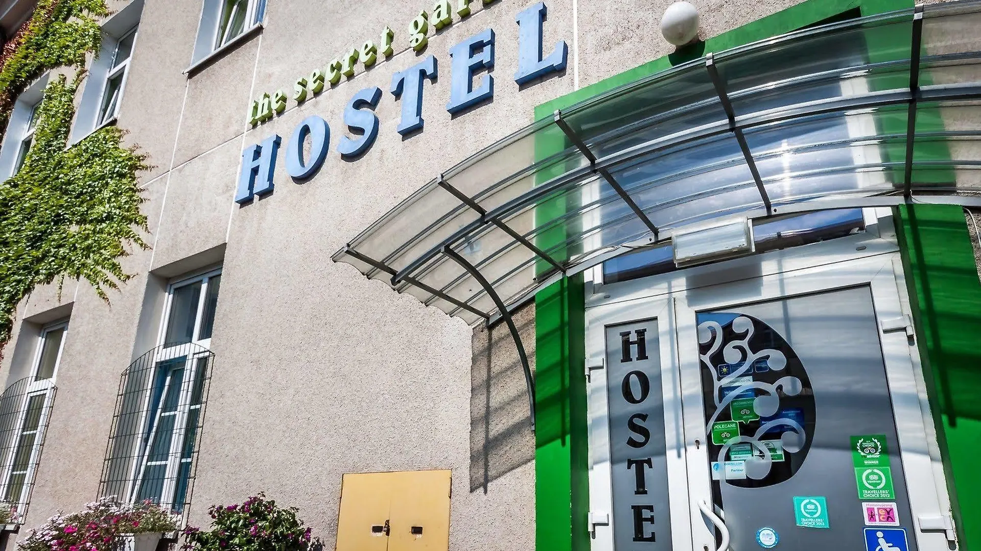 The Secret Garden Hostel Krasków